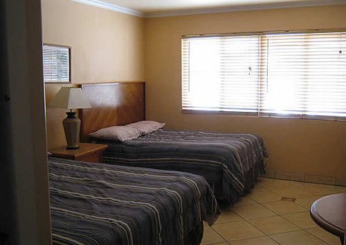 The Shores Motel